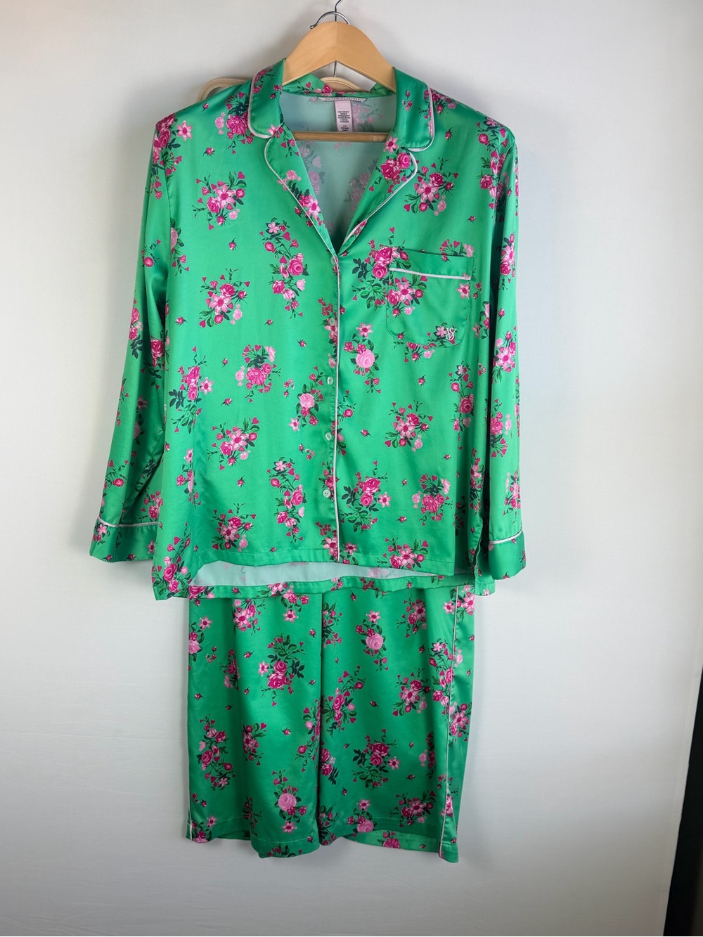 Victoria’s Secret Pajama Set Large Green Pink Floral Satin PJs 2 Piece